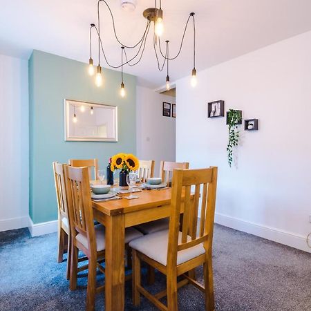 Spacious 2-Bed City-Centre Cottage In Chester By 53 Degrees Property - Ideal For Groups & Couples - Sleeps 6 Exteriér fotografie