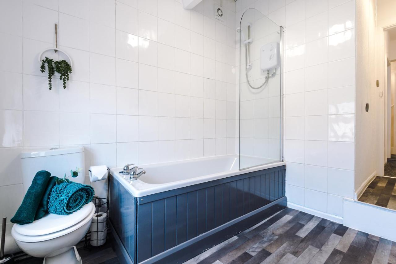Spacious 2-Bed City-Centre Cottage In Chester By 53 Degrees Property - Ideal For Groups & Couples - Sleeps 6 Exteriér fotografie